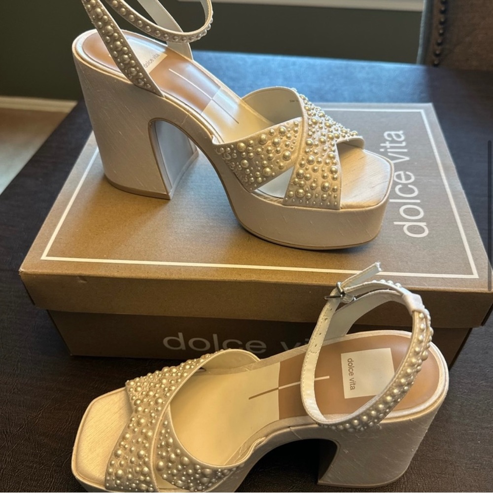 DOLCE VITA ✨ Wessi Pearl Heels